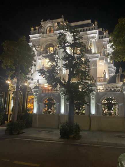 Thi công lắp đặt nhà thông minh Bkav SmartHome cho lâu đài tại Quảng Ngãi 